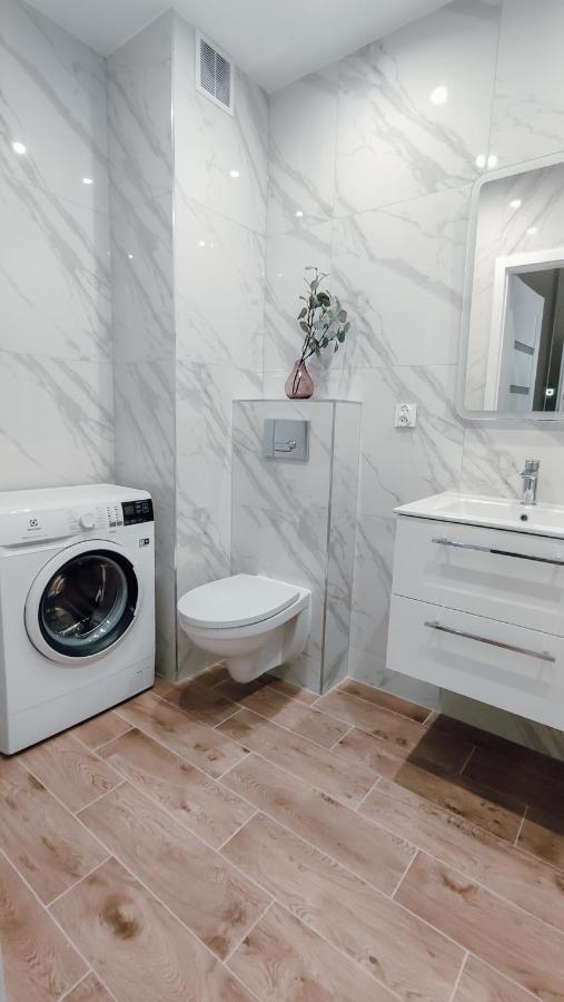 Zlote Apartamenty 58 Legnica Ngoại thất bức ảnh